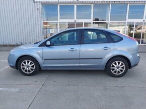 Ford Focus 1.4 16v benzin 2006 najazdených iba 174000km - 8