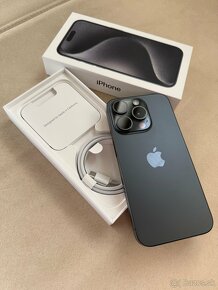 iPhone 15 Pro 256GB Black Titanium - 8