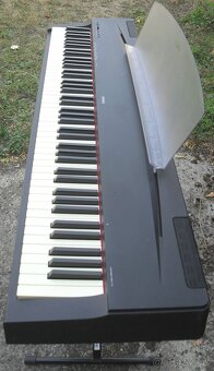 Digitální piano Yamaha P-70 - 8