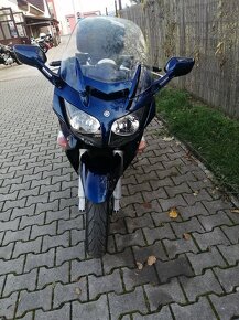 Yamaha FJR 1300 - 8