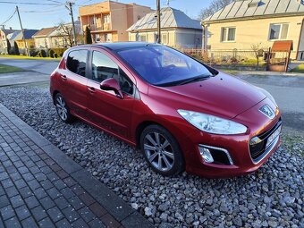 Peugeot 308 1.6 HDI 82kw ročník 2011 s panorámou - 8