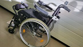 invalidny vozík 44cm s elektrickou vertikalizaciou - 8