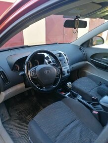 Kia ceed 1.6 crdi - 8