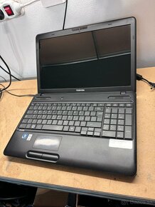 Notebook 15,6" TOSHIBA.Intel Pentium 2x2,30GHz.4g ram.320HD - 8