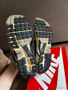 Nike Air Zoom Vomero 5 (43) - 8