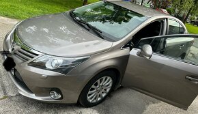 Avensis 2.0 D 91kw - 8