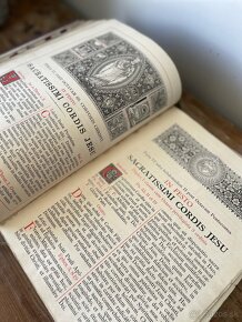 Starožitné, historické knihy, biblia - 8