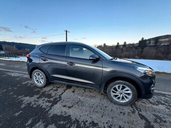 Hyundai Tucson - 8