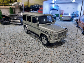 model auta Mercedes Benz G class 55 AMG Otto mobile 1:18 - 8