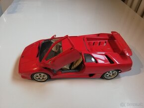 1:18 Lamborghini Diablo Bburago  1990 - 8