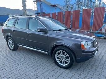 Volvo XC90 2,4 D5 AWD manuál - 8