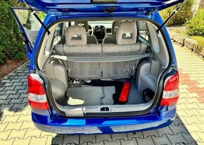 Mazda Demio 1,3i klima Nová STk , serviska benzín manuál - 8