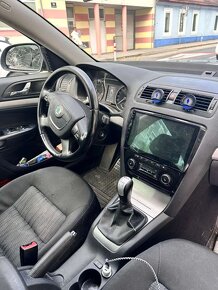 Škoda Octavia 1.6 TDI 4x4 combi - 8