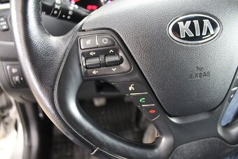 Kia Cee´d 1.4 CRDi - 8