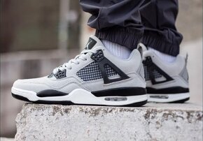 Nike Air Jordan Retro 4 Gray - 8