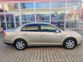 ✅VOLKSWAGEN JETTA 1.9 TDI 77KW ANBIENTE NOVÁ STK EK 2027 ✅ - 8