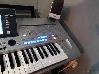 YAMAHA TYROS 4 - 8