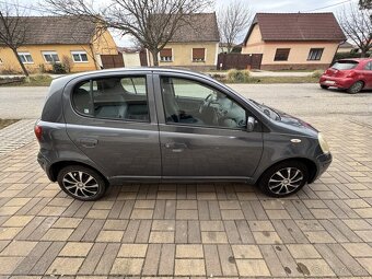 Toyota Yaris 1.0 VVT-i Dream - 8