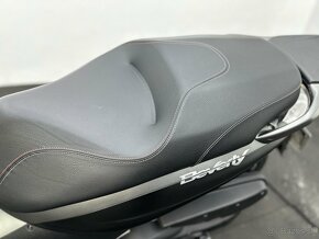 Piaggio Beverly 350 Sport touring ABS - 8