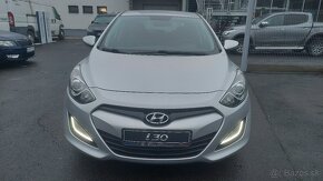 Hyundai i30 1.4 CRDi DOHC 16V Comfort - 8