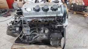 Motor + prevodovka prislusenstvo Honda civic Vii d14z6 - 8