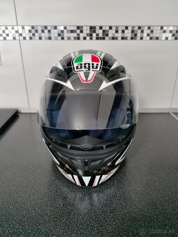 Prilba AGV K4 - 8