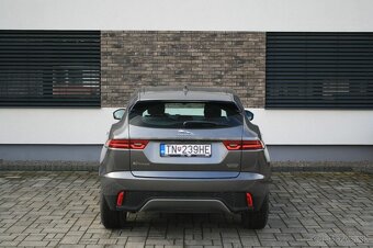 Jaguar E-Pace 2.0 I4 R-Dynamic Base AWD A/T - 8