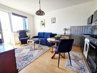 Pekný 1,5-izb. byt 40m² + 2 x LOGGIA / Trieda SNP / KE-Západ - 8