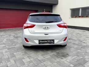 Hyundai i30 1.6Crdi Facelift 2016 - 8