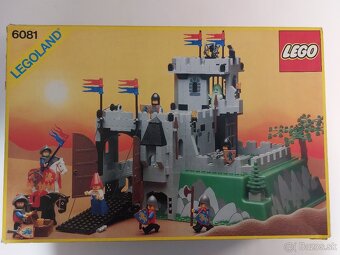 LEGO 6081 King's Mountain Fortress - 8