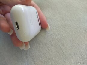 Apple Airpods 2019 - 8