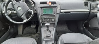 Škoda OCTAVIA Combi 1.9 TDI DSG - 8