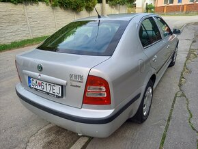 Škoda Octavia 1.6 - 8