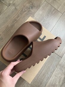 Yeezy slide - 8