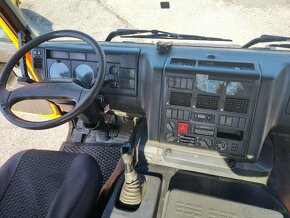 Iveco MP260E38W 6x6 S3 rok 2002 - 8