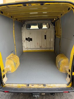 RENAULT MASTER 2.5DCI 100PS ČR 1MAJITEL TAŽNÉ NAJETO 122TIS. - 8