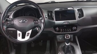 Kia Sportage - 8