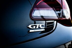 Opel Astra GTC 2.0 CDTI - 8