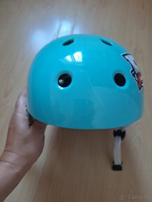 Kolieskové korčule 35-38 + chrániče helma - 8