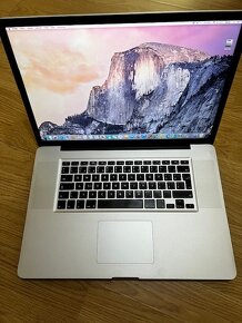 Apple Macbook Pro i5 - 17" /SUPER CENA/ - 8