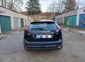 Ford focus II 1.8tdci rok 2006 85kw - 8