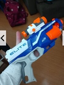 Nerf - nová taktická svítilna - 8