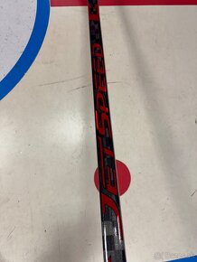 UPLNE NOVA PROFI HOKEJKA CCM JETSPEED PRO STOCK  - 8