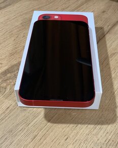 Apple Iphone 13 128GB PRODUCT RED červený - 8