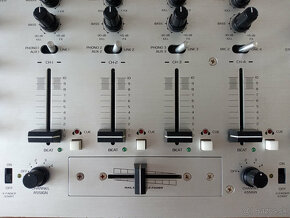 Predám mixpult OMNITRONIC CM-742 EL - 8