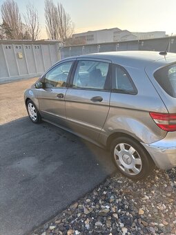 Mercedes b180 diesel automat - 8