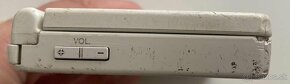 Nintendo DSi + 16gb - 8