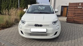 TOP Elektromobil Fiat 500e Icon 42 kWh nový model 2021 DPH - 8