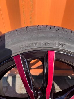 Elektrony MAK Pneumatiky Pirelli 17 - 8