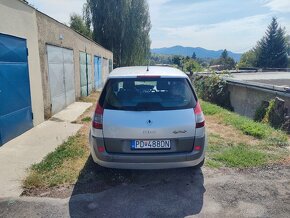 Renault Scenic 2 - 8